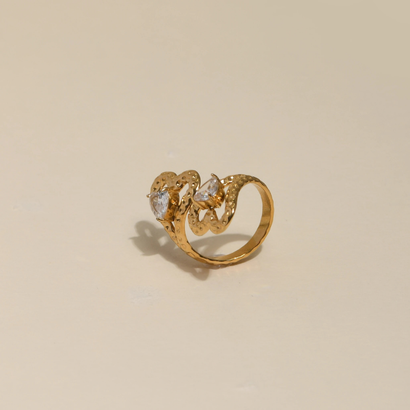 13 Bague Double Cœur Martelé Zircons Poire – Image 1