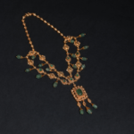 Collier Grande Cascade Florale Émeraude & Pendentif Royal